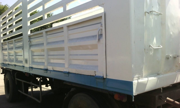 รถอีซูซุ 10 ล้อ ( หลังถนน. ) FVM 270 แรงม้า. ปี 44 - 45 ( ขายแม่ , ลูก  / มีขาย 2 พ่วง. )   สนใจติดต่อ 081 - 6079515