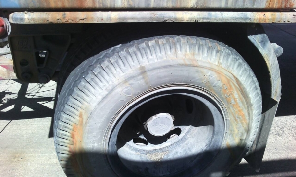 รถอีซูซุ 10 ล้อ ( หลังถนน. ) FVM 270 แรงม้า. ปี 44 - 45 ( ขายแม่ , ลูก  / มีขาย 2 พ่วง. )   สนใจติดต่อ 081 - 6079515