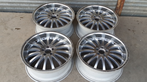 Majesta ขอบ 18 5รู100 แม็กเปล่าไม่มียาง