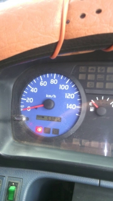 รถฮีโน่  6  ล้อดั้ม 150  แรงม้า.  ปี 50  ( รถวิ่ง 1xx,xxx กว่า กม. )   สนใจติดต่อ 081 - 6079515