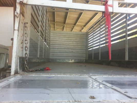 ขายกะบะไม่ดัมพ์พื้นสแตนเลส สนใจติดต่อได้ที่089-9198420