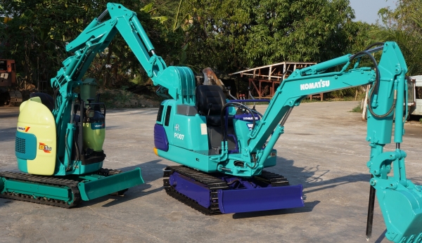 ขายรถขุดจิ๋ว ใส่ท้านรถปิคอัพได้ YANMAR B1U(KOMUTSU PC10 UU) พร้อมใช้