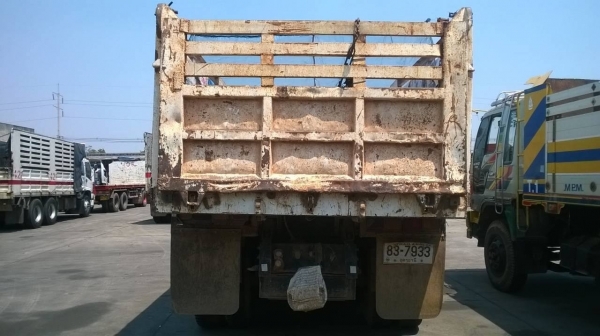 ขาย 10 ล้อดั้ม ไอ้หลงเทอร์โบ FN527M-TF ซีเรียล 7316 รถสวยบางเดิม มีระบบลากพ่วง ดั้มสามมิตร เครื่องเดิม 6D16 220 แรงม้า เกียร์เดิม แอร์ครบ ทะเบียนพร้อมโอน