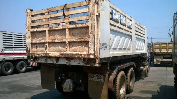 ขาย 10 ล้อดั้ม ไอ้หลงเทอร์โบ FN527M-TF ซีเรียล 7316 รถสวยบางเดิม มีระบบลากพ่วง ดั้มสามมิตร เครื่องเดิม 6D16 220 แรงม้า เกียร์เดิม แอร์ครบ ทะเบียนพร้อมโอน