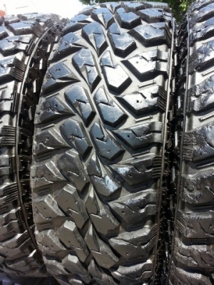 ขายยาง  Maxxis  245 x 75 x 16  MT