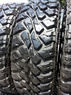 ขายยาง  Maxxis  245 x 75 x 16  MT