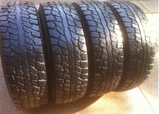 ยาง DUNLOP 31 10.5 R15 ปี12