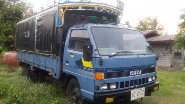 ขายด่วนหกล้อNPR110 แรงสภาพพร้อมใช้ราคาเบาๆโทร0843933995 ขายด่วนหกล้อNPR110 แรงสภาพพร้อมใช้ราคาเบาๆโทร0843933995