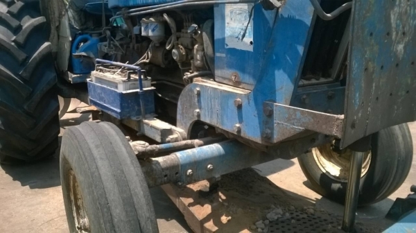 ขายรถไถ FORD 6600 T5 เอกสารเล่มทะเบียน ยางเต็ม อุปกรณ์ผานดันหน้า และผาน 3