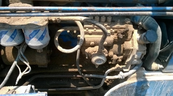 ขายรถไถ FORD 6600 T5 เอกสารเล่มทะเบียน ยางเต็ม อุปกรณ์ผานดันหน้า และผาน 3