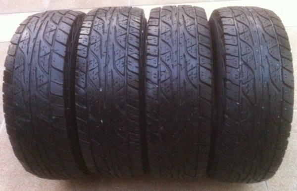 ยาง AT ยี่ห้อ DUNLOP 31 10.5 R15 ปี10
