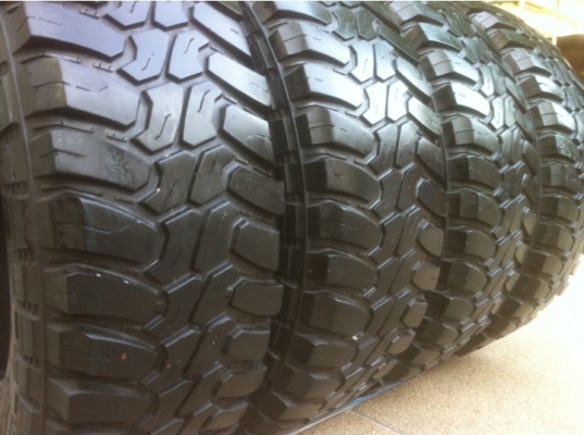 ยาง Mud Deestone 265 70 17 ปี11