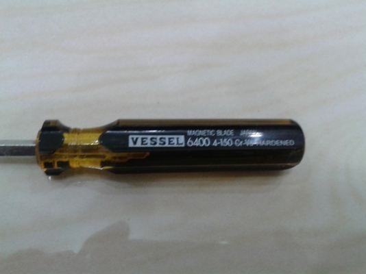 ไขควงแบน  6"  VESSEL 6400 Made In Japan