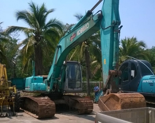 ขายแบคโฮ KOBELCO SK200 MARK VI เอกสารเล่มทะเบียน จัดแนนซ์ได้ครับ ดาวน์ 500,000