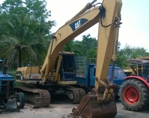 ขายแบคโฮ CAT 320B สภาพพร้อมใช้งาน แอร์เย็น เอกสารเล่มทะเบียน จัดแนนซ์ได้ ดาวน์ 450,000 ครับ