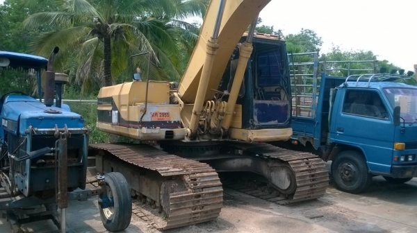 ขายแบคโฮ CAT 320B สภาพพร้อมใช้งาน แอร์เย็น เอกสารเล่มทะเบียน จัดแนนซ์ได้ ดาวน์ 450,000 ครับ ขายแบคโฮ CAT 320B สภาพพร้อมใช้งาน แอร์เย็น เอกสารเล่มทะเบียน จัดแนนซ์ได้ ดาวน์ 450,000 ครับ