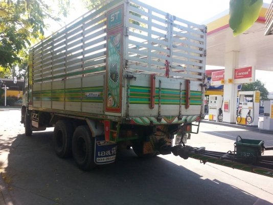 กระบะ 10 ล้อ ไม่ดัมพ์ กระบะอลูมิเนียม พื้นสแตนเลส ยาว 6.20 เมตร