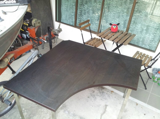 ขายโต๊ะวางของเข้ามุม สภาพดี ใหม่ๆๆ ขายโต๊ะวางของเข้ามุม สภาพดี ใหม่ๆๆ