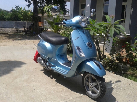 Vespa lx150ปี2012คาร์บู ทะเบียนพร้อมโอน
