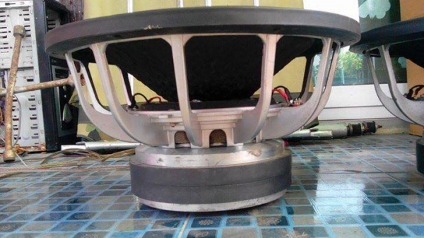 ซับ 15"220*20*2*ว้อย 4 ขาย5500