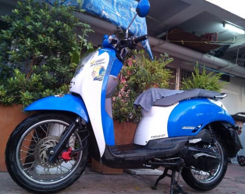 honda scoopy 110i สีฟ้าขาว เครื่องดีมาก เอกสารครบ 17,000