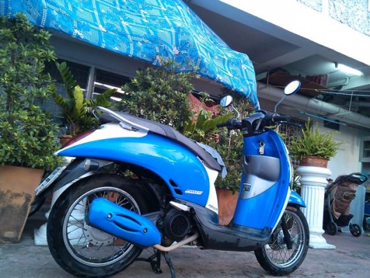 honda scoopy 110i สีฟ้าขาว เครื่องดีมาก เอกสารครบ 17,000