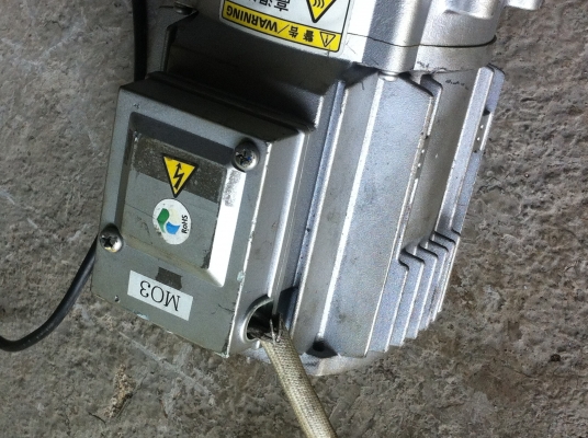 มอเตอร์เกียร์ทด FUJI ขนาด 200 W. หมุน 360 รอบต่อนาที โครงสร้างอลูมิเนียมอัลลอยด์