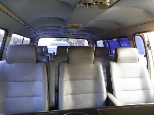 TOYOTA HIACE มือเดียว วิ่ง 7 หมื่น ปี 2002 TOYOTA HIACE มือเดียว วิ่ง 7 หมื่น ปี 2002