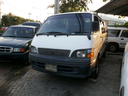 TOYOTA HIACE มือเดียว วิ่ง 7 หมื่น ปี 2002 TOYOTA HIACE มือเดียว วิ่ง 7 หมื่น ปี 2002