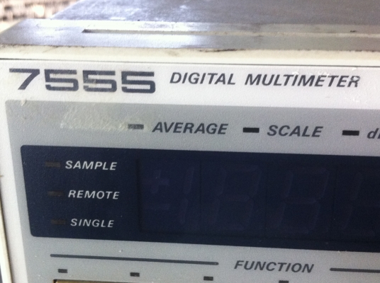 ดิจิตอลมัลติมิเตอร์แบบตั้งโต๊ะ YOKOGAWA จากญี่ปุ่น วัดได้ละเอียด มองเห็นขัด (มีแค่ 15 ตัว)