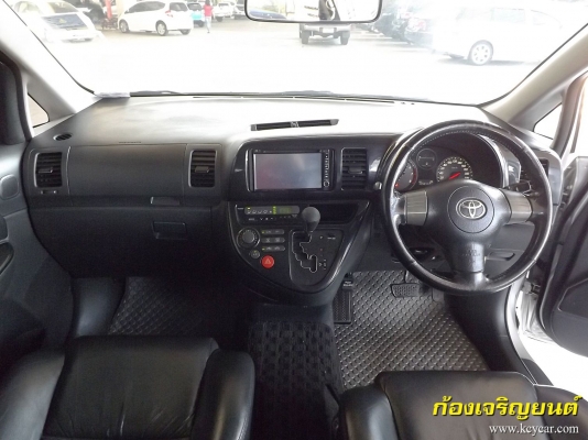 TOYOTA WISH 2.0Q VVTi ปี 2004 TOYOTA WISH 2.0Q VVTi ปี 2004
