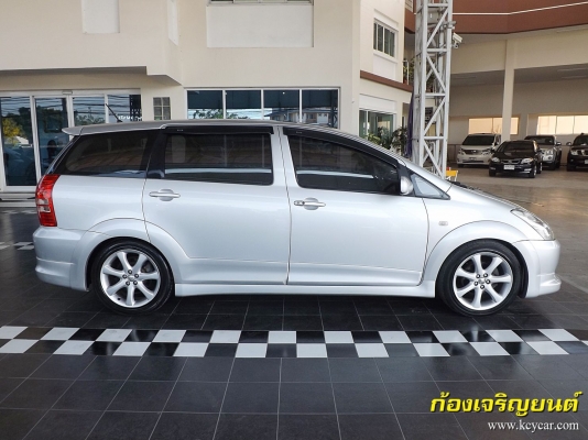 TOYOTA WISH 2.0Q VVTi ปี 2004 TOYOTA WISH 2.0Q VVTi ปี 2004