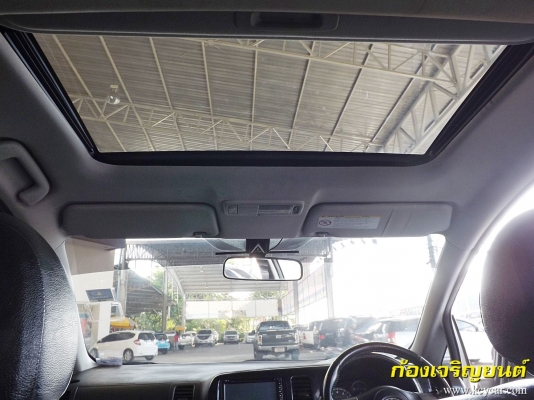 TOYOTA WISH 2.0Q VVTi ปี 2004 TOYOTA WISH 2.0Q VVTi ปี 2004