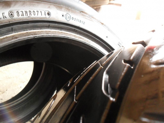 ยางขอบ17 ดันล็อป 215-55-R17ลงพื้นกลางปี14 (4เส้น4,600บ) ดอกหนามาก90\%