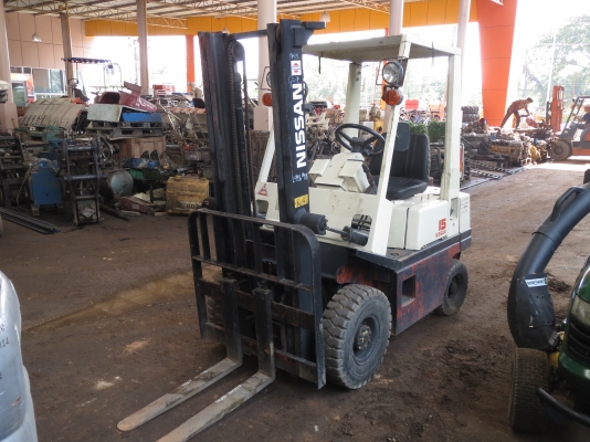 รถโฟร์คลิฟต์ Nissan มือสองญี่ปุ่น รถโฟร์คลิฟต์ Nissan มือสองญี่ปุ่น