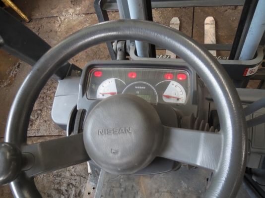 รถโฟร์คลิฟต์ Nissan มือสองญี่ปุ่น รถโฟร์คลิฟต์ Nissan มือสองญี่ปุ่น