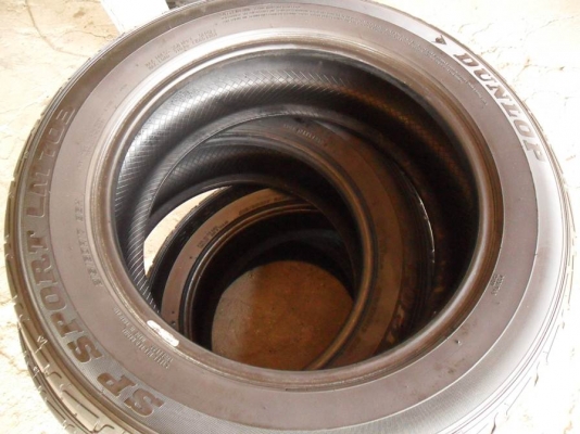 ยางขอบ17 ดันล็อป 215-60-R17ลงพื้นปี13(4เส้น3,400บ)ดอกหนามาก90\%