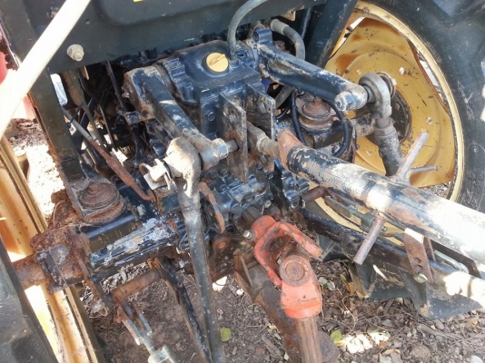 ขายรถไถYANMA 35แรงม้า อุปกรณ์ดันหน้า-ผานหลัง เครื่องดี ช่วงล่างดี อุปกรณ์ดันหน้า ผานหลัง ใช้งาน2,063ชม. สภาพพร้อมใช้งาน เอกสารพร้อมโอน สนใจโทร 090-8588220คุณนะ 093-3258446คุณบิว ID:narong498 หรือ www.truck.in.th/498 หรือเพจFacebook ณรงค์ ซื้อขายรถมือสอง (