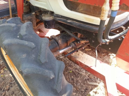 ขายรถไถYANMA 35แรงม้า อุปกรณ์ดันหน้า-ผานหลัง เครื่องดี ช่วงล่างดี อุปกรณ์ดันหน้า ผานหลัง ใช้งาน2,063ชม. สภาพพร้อมใช้งาน เอกสารพร้อมโอน สนใจโทร 090-8588220คุณนะ 093-3258446คุณบิว ID:narong498 หรือ www.truck.in.th/498 หรือเพจFacebook ณรงค์ ซื้อขายรถมือสอง (