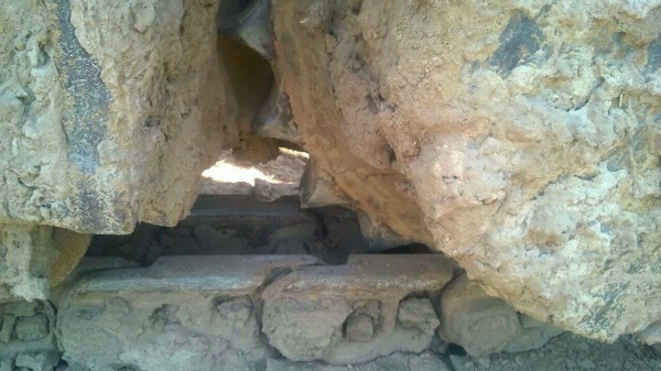 HITACHI EX 200-2 รถบอดี้สวยจัดพร้อมทำงานได้เลยครับ ไฟฟ้าเต็ม หน้าจอครบ แอร์เย็น เครื่องยนต์เดิมๆปั๊มเดิมเครื่องแห้งแรงดีไม่มีเยิ้ม ภายนอกบูมอาร์มสวยๆไม่มีปะ ช่วงล่างเอวแน่น โรลเลอร์โซ่บูทใบแทรกประมาณ 70\% พร้อมใช้งาน เอกสารใบอินวอยครบ ราคาต่อรองได้ครับ