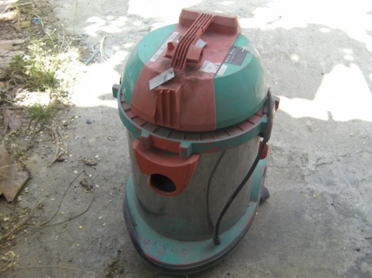 เครื่องดูดฝุ่นเก่าญี่ปุ่นใช้สดวกปลอดภัยไฟไม่ดูดใช้ไฟ100v. ราคา 2,500บาท