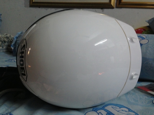 Shoei RF1000 สีขาวล้วน เบอร์ M ใหม่ ๆ เลย Shoei RF1000 สีขาวล้วน เบอร์ M ใหม่ ๆ เลย