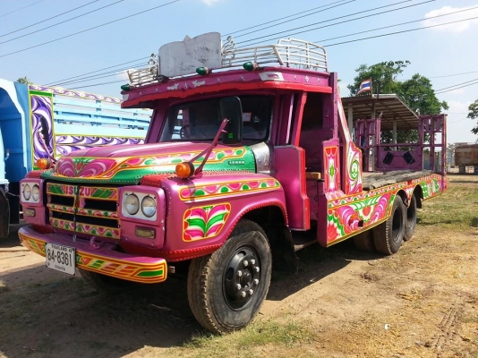 ขายเทรลเลอร์หัวยาว สภาพดีพร้อมใช้งาน เอกสารพร้อมโอน มีหลายคัน สนใจโทร 090-8588220คุณนะ 093-3258446คุณบิว ID:narong498 หรือ www.truck.in.th/498 หรือเพจFacebook ณรงค์ ซื้อขายรถมือสอง (เว็บไซต์ส่วนตัว)