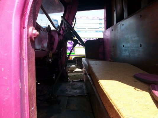 ขายเทรลเลอร์หัวยาว สภาพดีพร้อมใช้งาน เอกสารพร้อมโอน มีหลายคัน สนใจโทร 090-8588220คุณนะ 093-3258446คุณบิว ID:narong498 หรือ www.truck.in.th/498 หรือเพจFacebook ณรงค์ ซื้อขายรถมือสอง (เว็บไซต์ส่วนตัว)