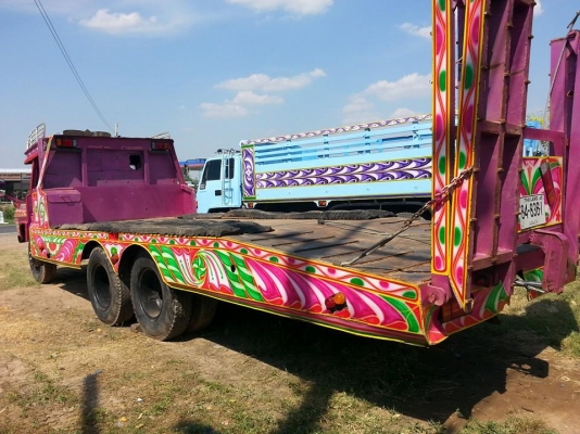 ขายเทรลเลอร์หัวยาว สภาพดีพร้อมใช้งาน เอกสารพร้อมโอน มีหลายคัน สนใจโทร 090-8588220คุณนะ 093-3258446คุณบิว ID:narong498 หรือ www.truck.in.th/498 หรือเพจFacebook ณรงค์ ซื้อขายรถมือสอง (เว็บไซต์ส่วนตัว)