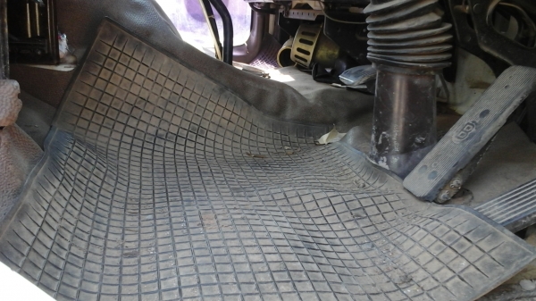 ขายด่วนรถสิบล้อหลงMAรถบรรทุกนํ้าบรรจุ16000ลิตร2เพลา