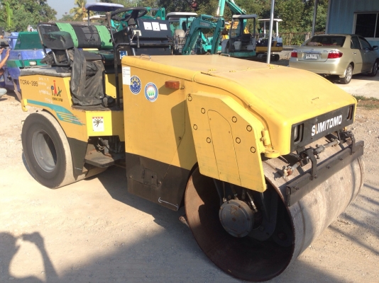 รถบด สั่นสะเทือน 4 ตัน Sumitomo รุ่นใหม่ๆ ปี 2000 ใช้งาน 900ชั่วโมง สวยมาก นำเข้าจากญี่ปุ่น ขายถูก 086-303-9797 กู๋อ๋า รถบด สั่นสะเทือน 4 ตัน Sumitomo รุ่นใหม่ๆ ปี 2000 ใช้งาน 900ชั่วโมง สวยมาก นำเข้าจากญี่ปุ่น ขายถูก 086-303-9797 กู๋อ๋า