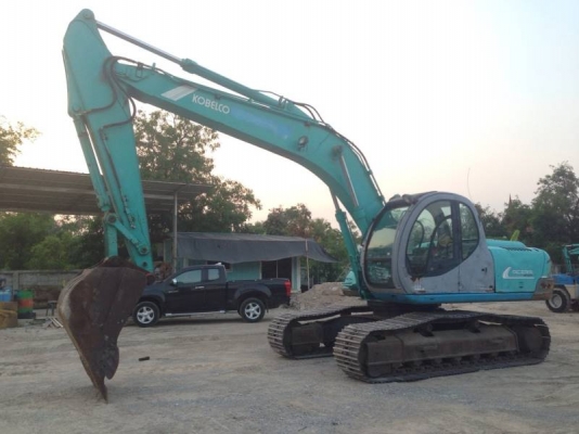 ถึงไทยแล้วครับ KOBELCO SK200-3 SUPER นำเข้าจากญี่ปุ่น 090-986-2521 อ๊อบ