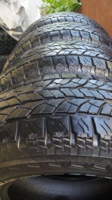 ขายยาง yokohama 265/70/16 ปี 110