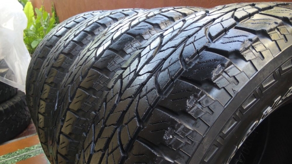 ขายยาง yokohama 265/70/16 ปี 110